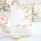 Een beetje wilde bloem is op weg naar het Baby sho Kaart