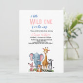 Een beetje wilde safari het is meisje baby shower kaart (Staand voorkant)