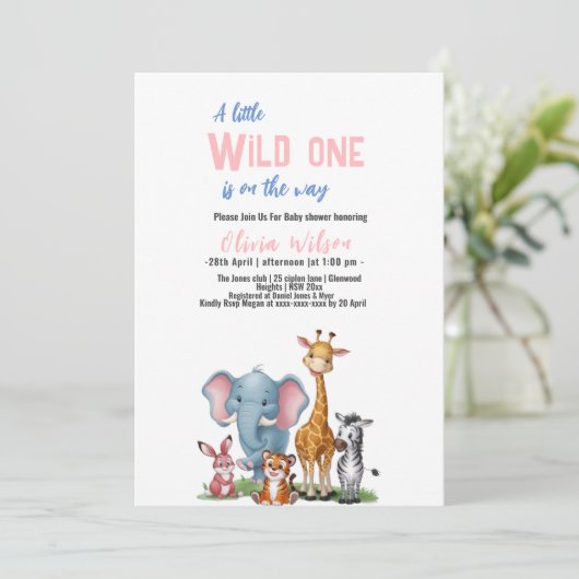 Een beetje wilde safari het is meisje baby shower kaart (Staand voorkant)