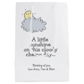 Een beetje zonneschijn op deze bewolkte dag - Chem Medium Cadeauzakje (Achterkant)