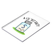 Een Beetje Zoutige Grappige Zoutstrooier Pun Notitieboek (Linkerzijde)
