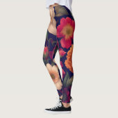 Een behang met een bloempatroon leggings (Links)
