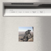 Een bemanningshoofd zoekt verdachte activiteit magneet (Insitu (Vaatwasser))