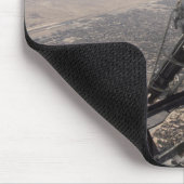 Een bemanningshoofd zoekt verdachte activiteit muismat (Hoek)