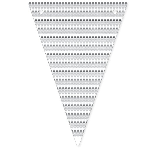 Een besneeuwde bergketen onder een helderblauwe s vlaggetjes (Derde vlag)