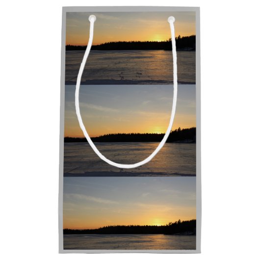 Een bevroren Zonsondergang Klein Cadeauzakje (Voorkant)