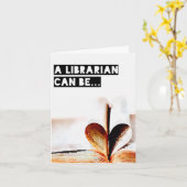 Een bibliothecaris kan... een briefkaart zijn! (Gele Bloem)