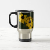 Een bij over het nest van de bloem reisbeker (Links)