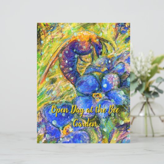 Een bijen en vergeet-me-niet-bloemen in de tuin (Staand voorkant)