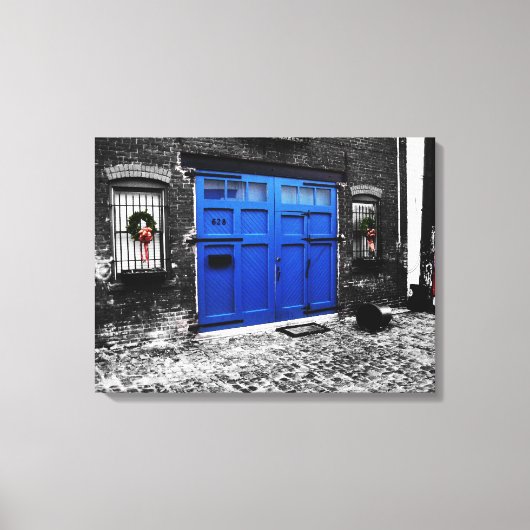 Een blauw deurcanvas canvas afdruk (Voorkant)