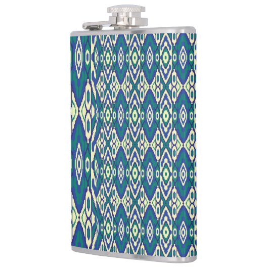 Een blauw en groen patroon met een witte achtergro heupfles (Links)