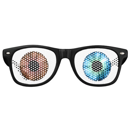 Eén blauw oog en één bruine oog! retro zonnebril (Voorkant)