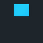 Een blauw vierkant gecentreerd op een witte achter canvas afdruk<br><div class="desc">Dit minimalistische en strakke ontwerp heeft een blauw vierkant dat prachtig is gecentreerd op een heldere witte achtergrond,  waardoor de visuele impact van de contrasterende kleuren wordt versterkt. Perfect voor het toevoegen van een moderne touch aan elke ruimte.</div>