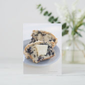 Een blauwbes-muffin met boter briefkaart (Staand voorkant)