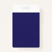 Een blauwe achtergrond met een klok erop badge (Achterkant)