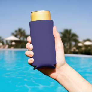 Een blauwe achtergrond met een klok erop seltzer blikjeskoeler