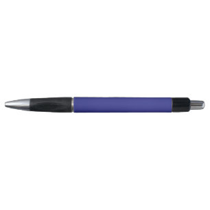 Een blauwe achtergrond met een prominent wit vierk pen