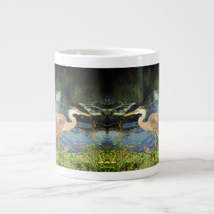 Een blauwe reiger en een konijn grote koffiekop
