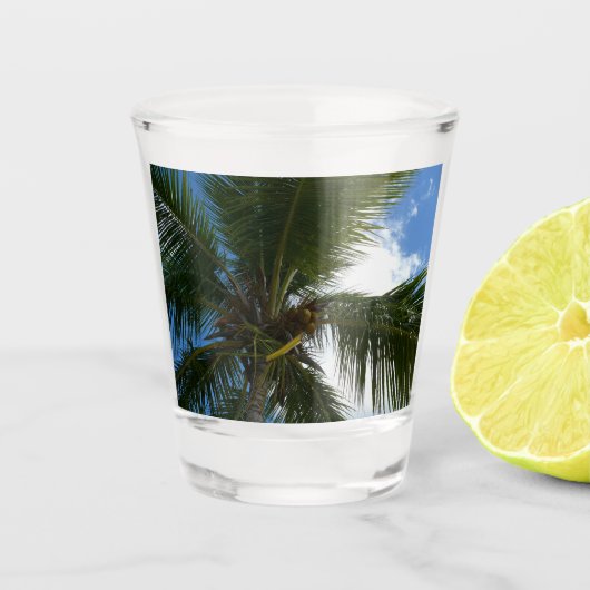 Een blik op de tropische Natuur van de Kokospalm Shot Glas (Voorkant)