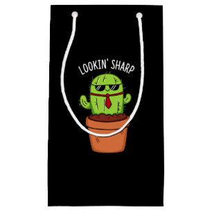 Een blik op Sharp Funny Cactus Pun Dark BG Klein Cadeauzakje