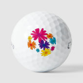 Een bloembed van melkbloemen golfballen (Voorkant)