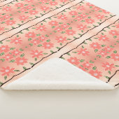 Een bloemige deken in perzik en inktzwart (3/4)