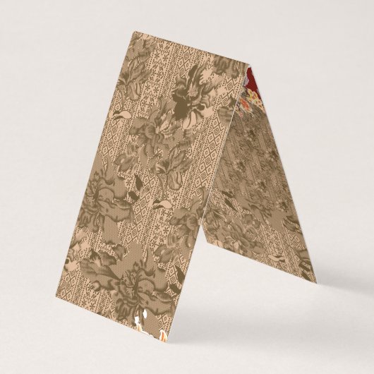 Een  bloemmotief met ingewikkeld bruin desi visitekaartje (Achterkant)