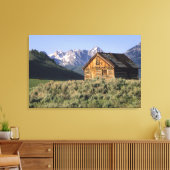 Een blokhut en de Sawttogebergten in Canvas Afdruk (Insitu (Woonkamer))