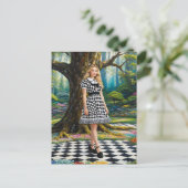 Een blonde vrouw in het geblokte bos briefkaart (Staand voorkant)