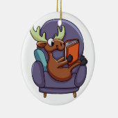 Een boek lezen op een sofa | Achterkleur kiezen Keramisch Ornament (Rechts)