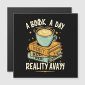 Een boek per dag houdt de realiteit weg (Voorkant / Achterkant)