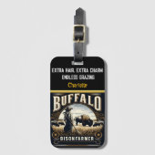 Een boer die naar bizons neigt in gouden velden bi bagagelabel (Voorkant (verticaal))