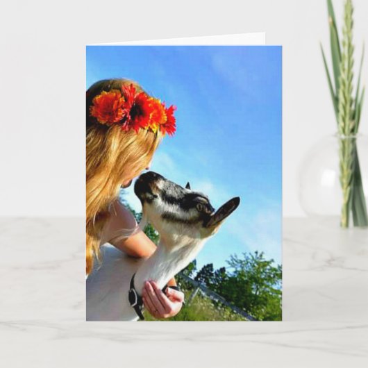 Een Boerderij meisje en haar geit - Blank Wenskaar Kaart (Voorkant)
