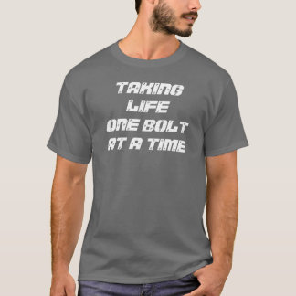 EEN BOLT EENMAAL GEBRUIKEN T-SHIRT