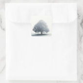 Een boom in mist vierkante sticker (Tas)