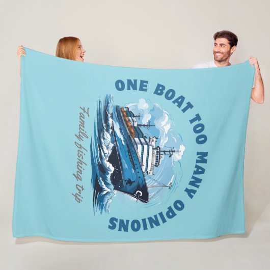 Een boot te veel Meningen, Familie visreis Fleece Deken (In situ)