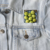 Een bord met verse Middellandse Zee vijgen Vierkante Button 5,1 Cm (In situ)