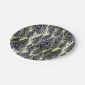 Een bos met sneeuw bedekte kerstbomen papieren bordje (Gekanteld)