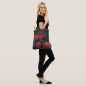 Een bos rode rozen tote bag (Op model)