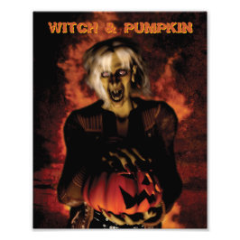 Een boze heks met pompoen. Halloween Foto Afdruk