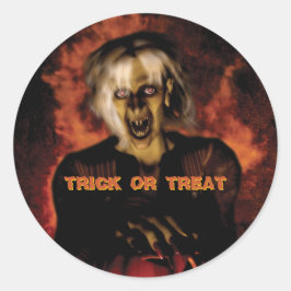 Een boze heks met pompoen. Halloween Ronde Sticker