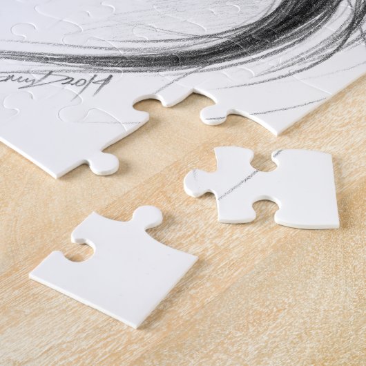 Een boze vrouw die potlood tekent kunst legpuzzel (Zijkant)