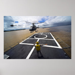 Een Braziliaanse Eurocopter bereidt zich voor op h Poster
