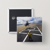 Een Braziliaanse Eurocopter bereidt zich voor op h Vierkante Button 5,1 Cm (Voorkant /achterkant)