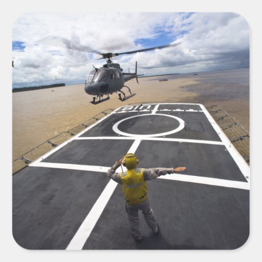 Een Braziliaanse Eurocopter bereidt zich voor op h Vierkante Sticker (Voorkant)