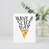 Een Briefkaart met een slice Day Pizza- (Staand voorkant)
