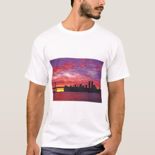 Een briljante zonsondergang, Silhouette van de ond T-shirt