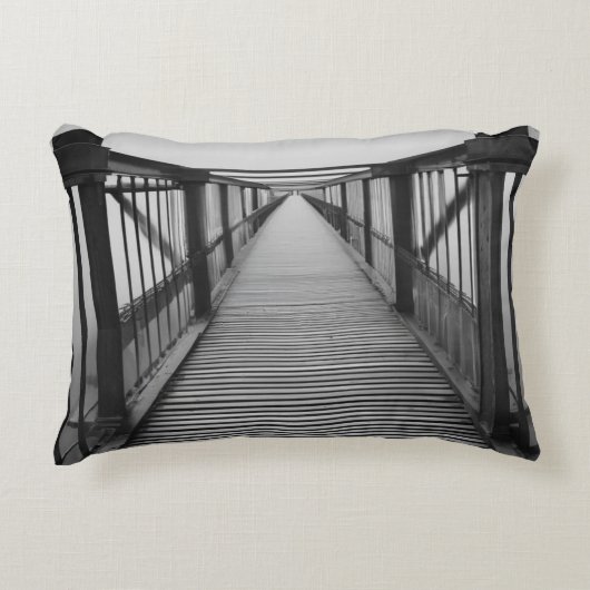 Een brug naar nergens accent kussen (Voorkant)