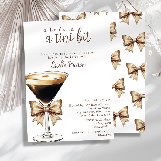 Een Bruid in een Tini Bit Martini Bruidsfeest Kaart