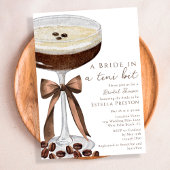 Een bruid in een Tini Bit Martini Vrijgezellenfees Kaart